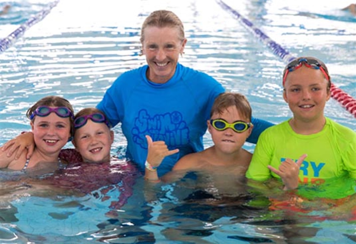 swimming instructor training courses